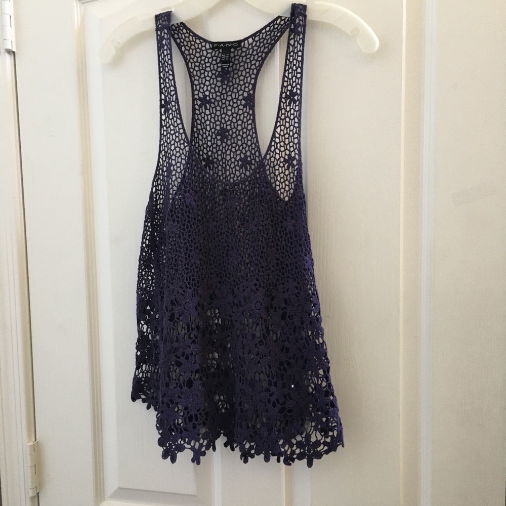 FINAL MARKDOWN Crocheted fang top (XS)